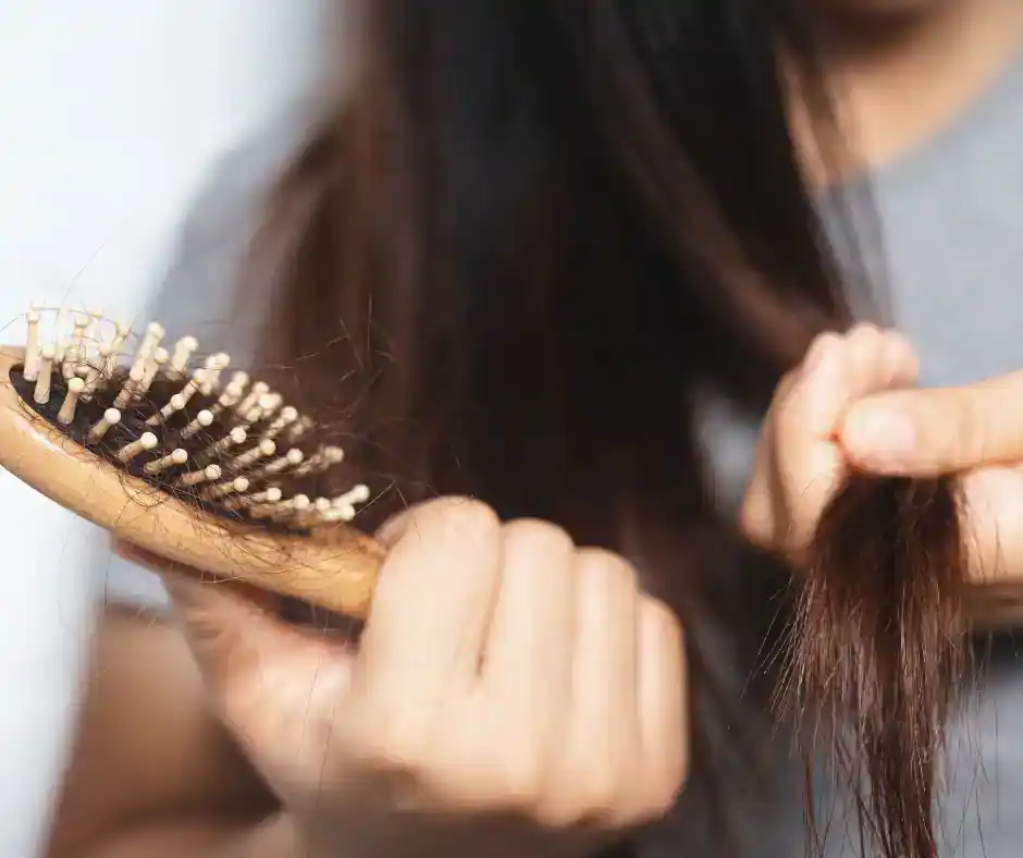 woman hair loss
